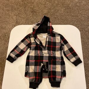 Gap Fleece hooded onesie.  black white and red.  only used 2 times.